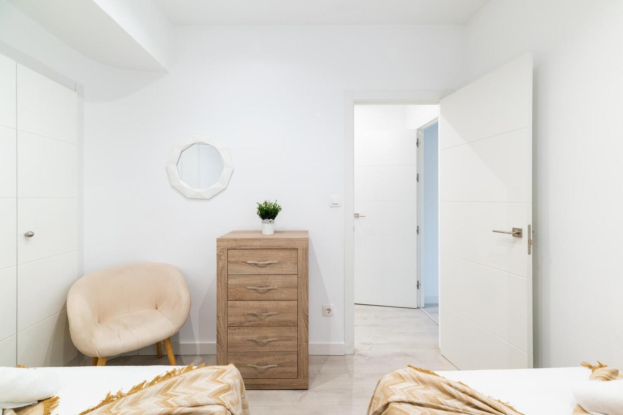Wekey Homes Granada, Elvira Suites Centro Екстериор снимка