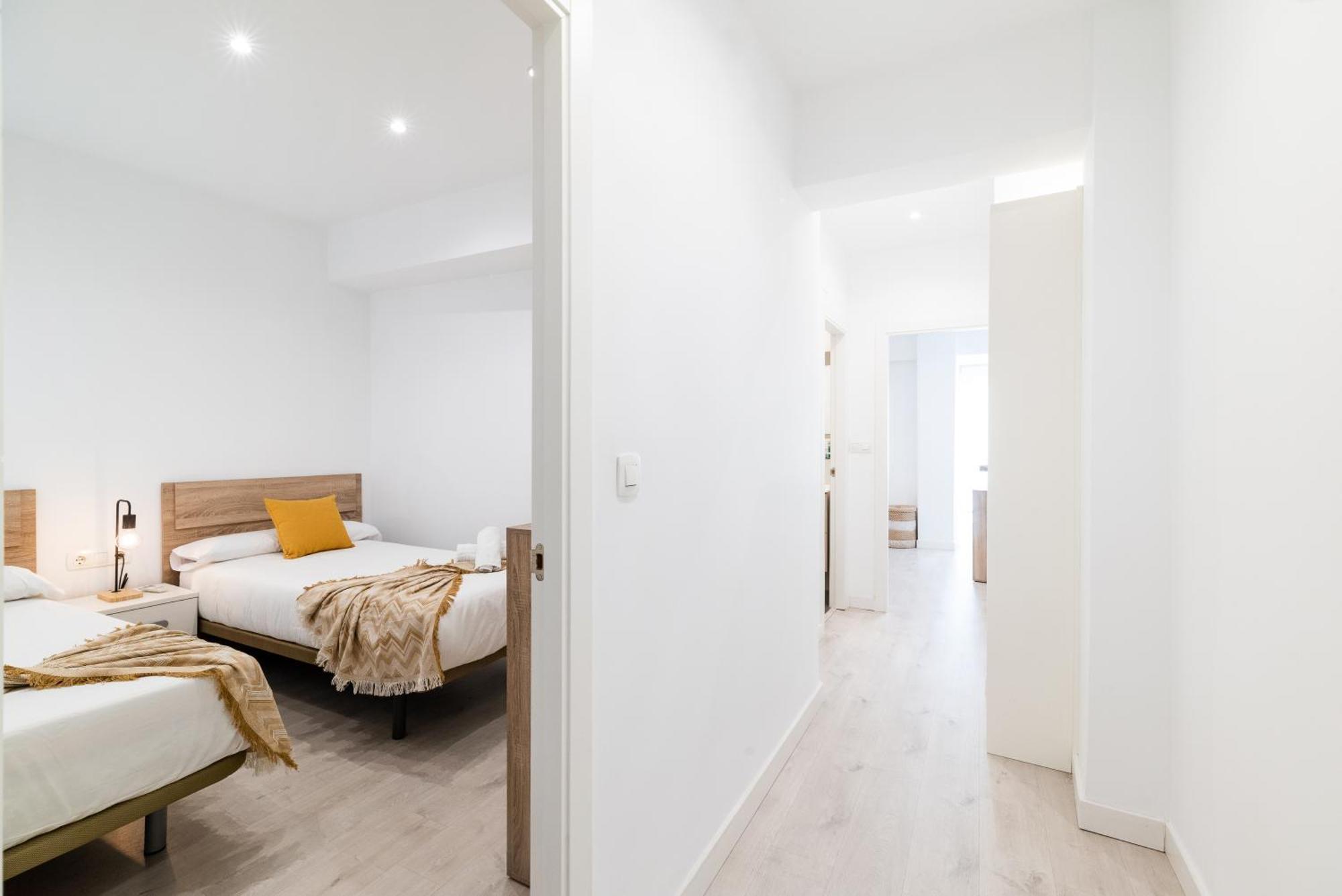 Wekey Homes Granada, Elvira Suites Centro Екстериор снимка