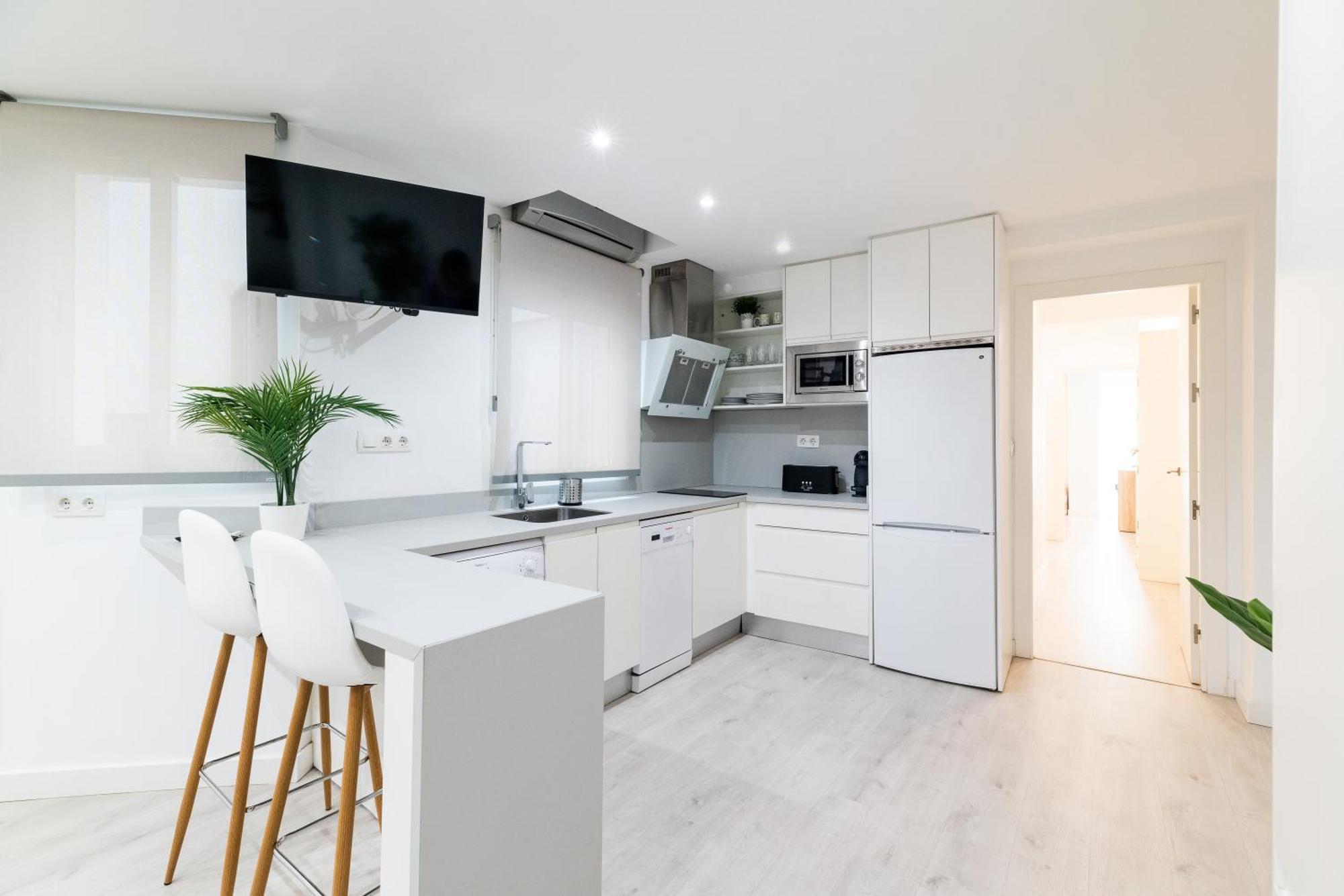 Wekey Homes Granada, Elvira Suites Centro Екстериор снимка